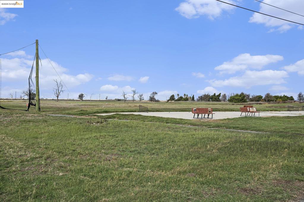0 Gateway Rd Property Photo 10