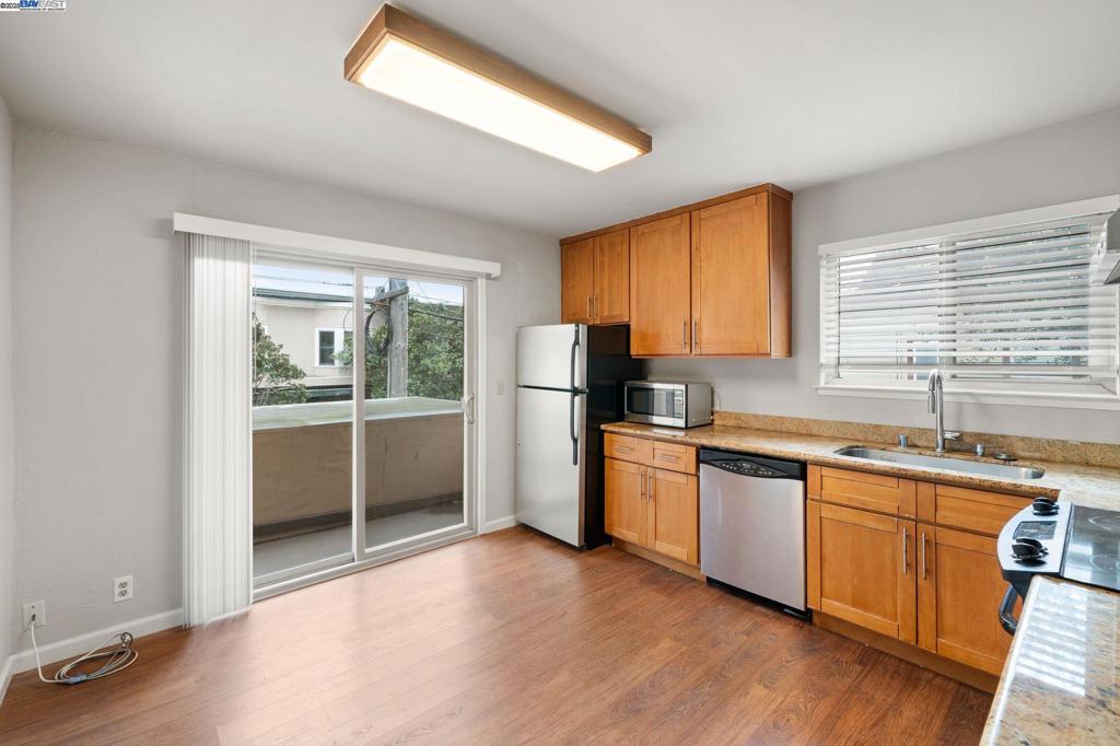 1444 Walnut St Property Photo 28