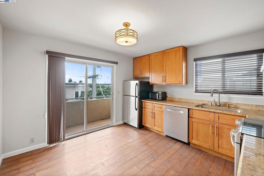 1444 Walnut St Property Photo 33