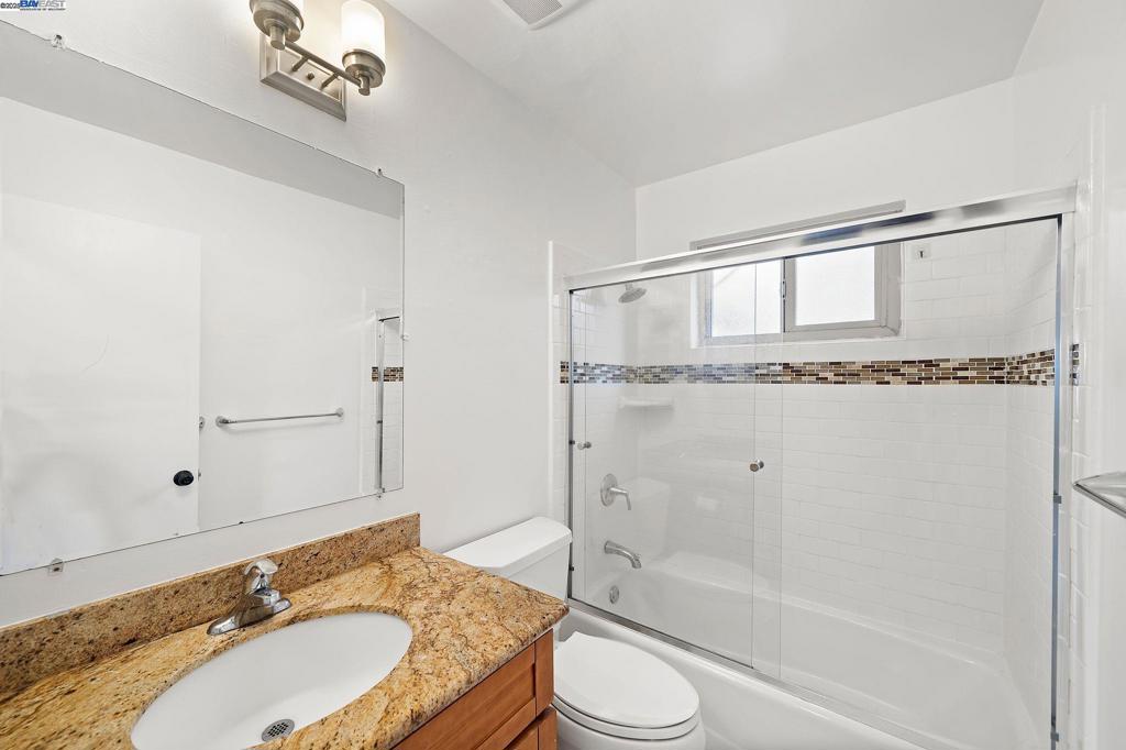 1444 Walnut St Property Photo 36