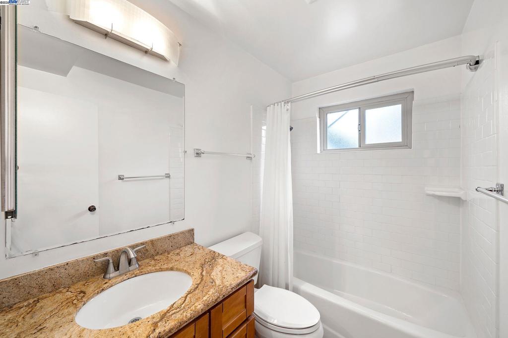 1444 Walnut St Property Photo 40