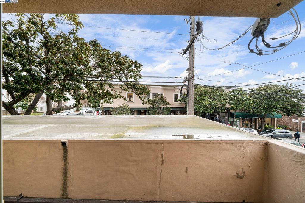 1444 Walnut St Property Photo 51