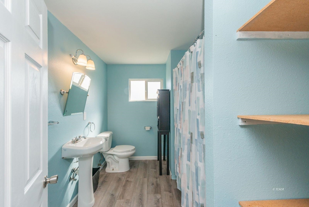 1095 Hyampom Rd Property Photo 18