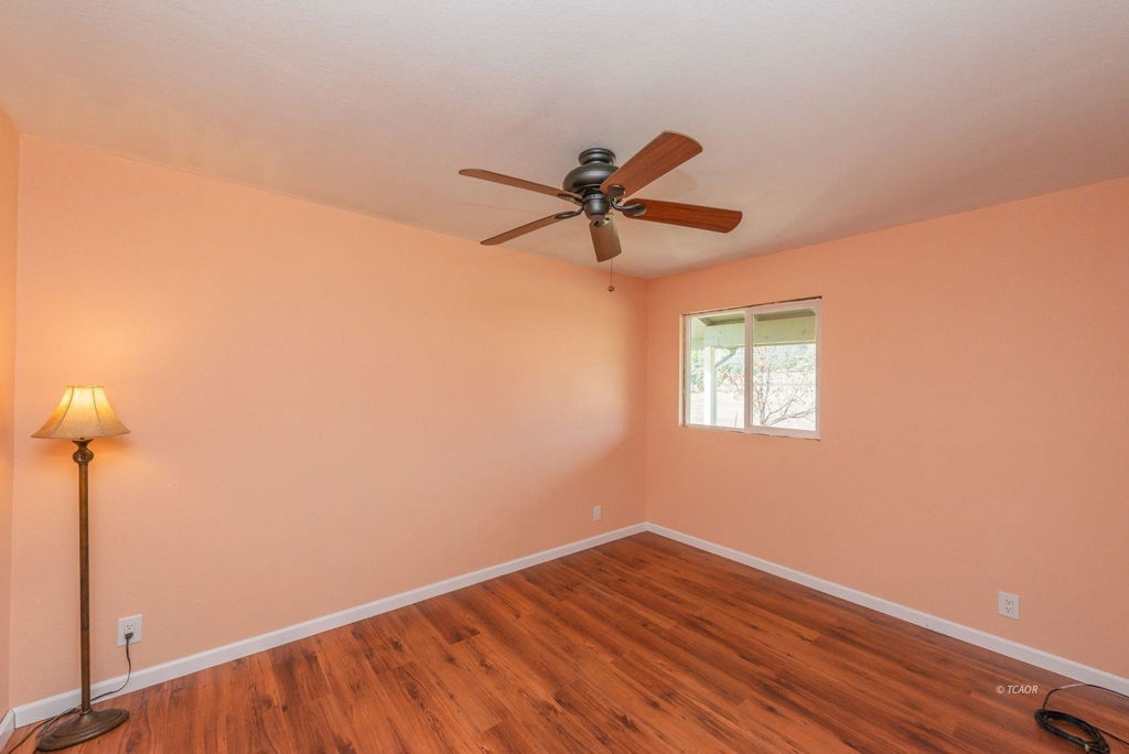 1095 Hyampom Rd Property Photo 20