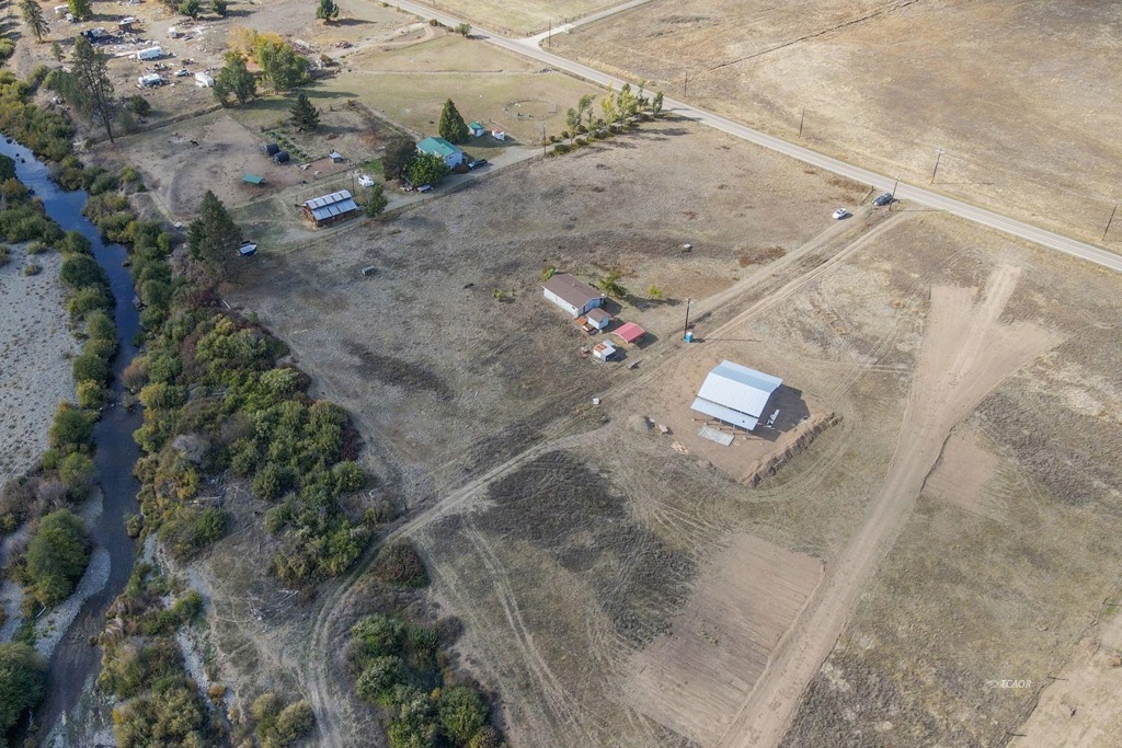 1095 Hyampom Rd Property Photo 32
