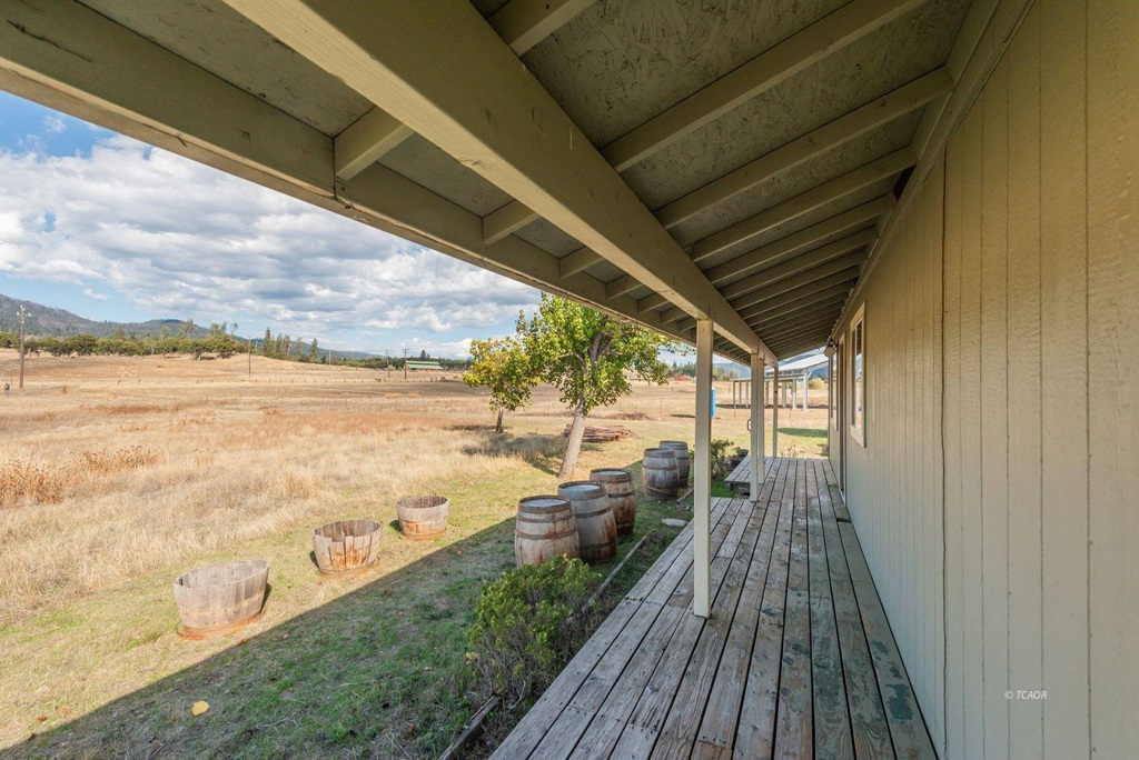 1095 Hyampom Rd Property Photo 42