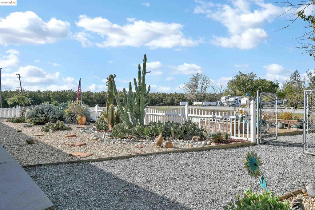 23701 Marsh Creek Rd Property Photo 20