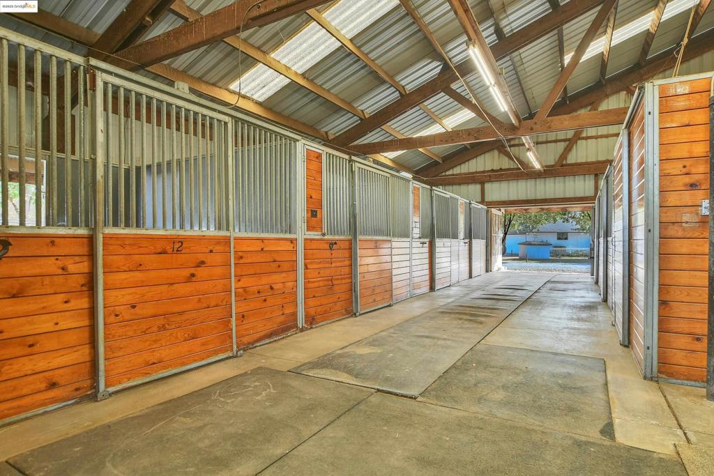 23701 Marsh Creek Rd Property Photo 41
