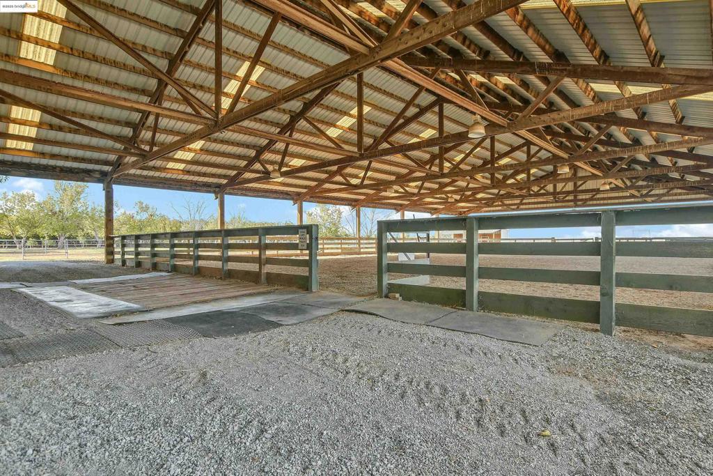 23701 Marsh Creek Rd Property Photo 42