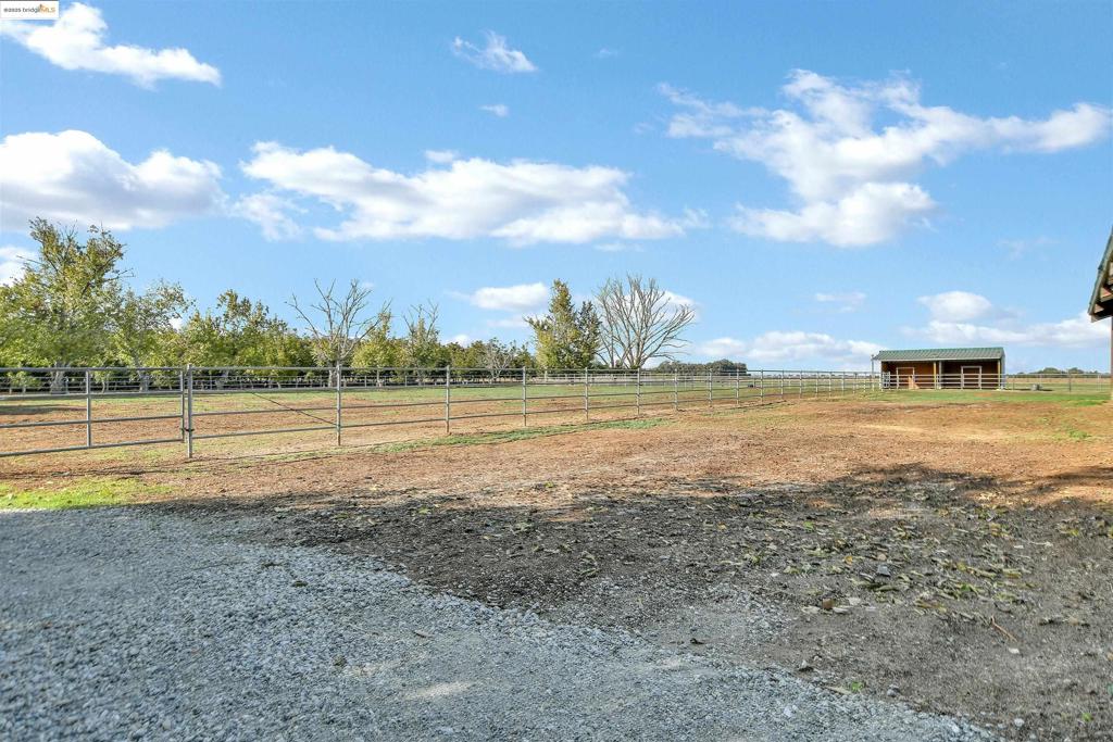23701 Marsh Creek Rd Property Photo 46