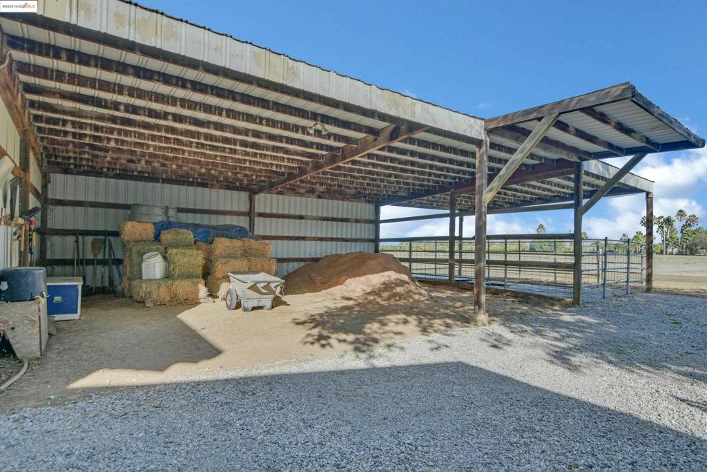23701 Marsh Creek Rd Property Photo 53