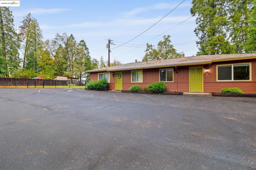 17943 Plateau Property Photo 1