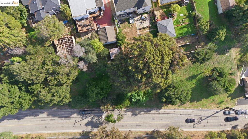 9670 Mountain Blvd Property Photo 8