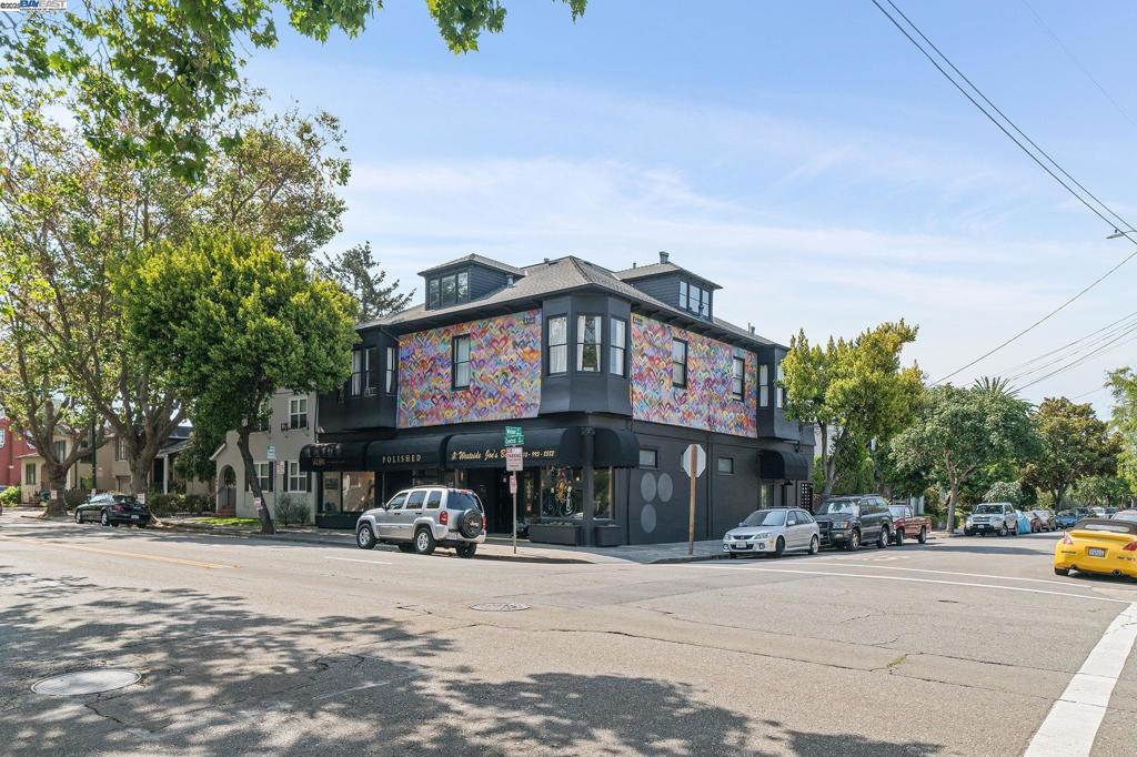 1000 Central Ave. Property Photo 1