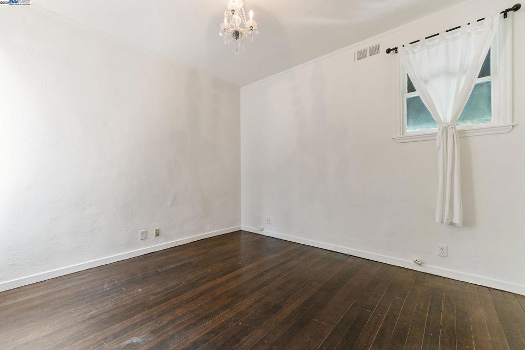 1000 Central Ave. Property Photo 23
