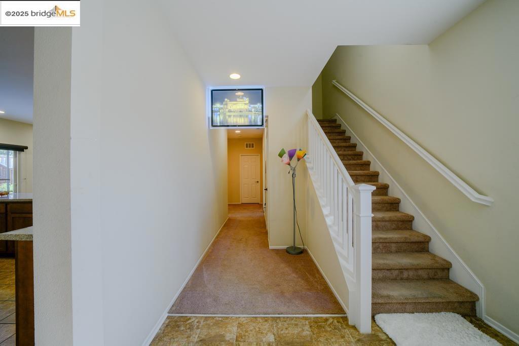 1350 Mistletoe Dr Property Photo 15