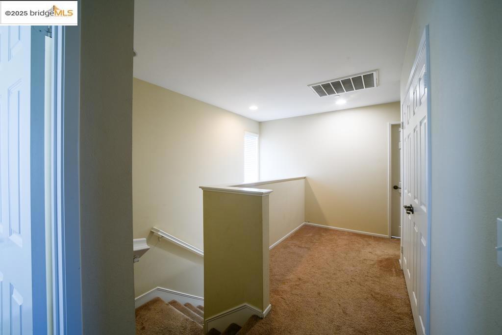 1350 Mistletoe Dr Property Photo 16
