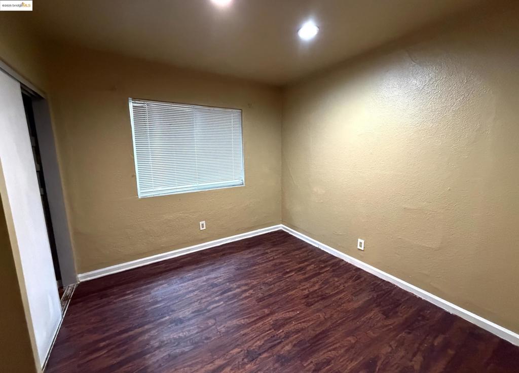 8016 Macarthur Blvd Property Photo 22