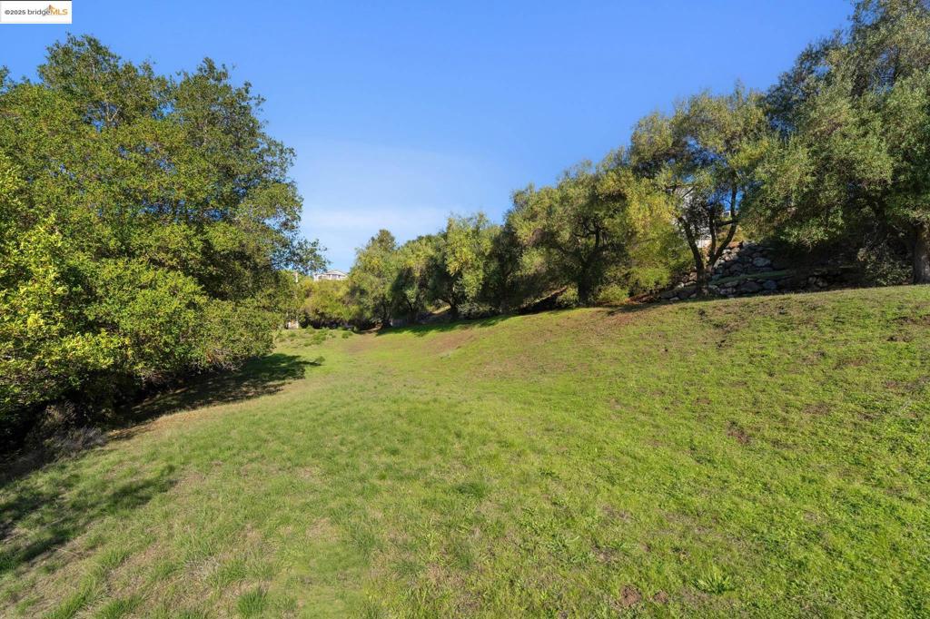 11330 Lochard St Property Photo 27