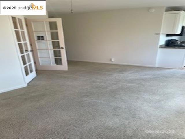 455 Crescent St 312 Property Photo 6