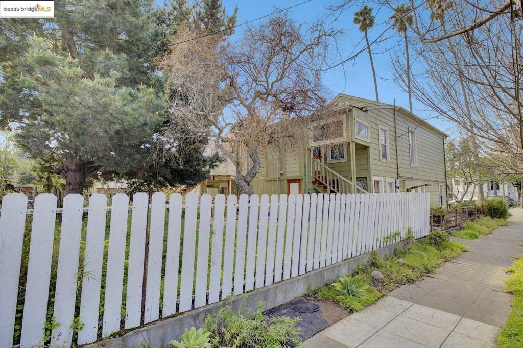 1220 9th St Property Photo 11