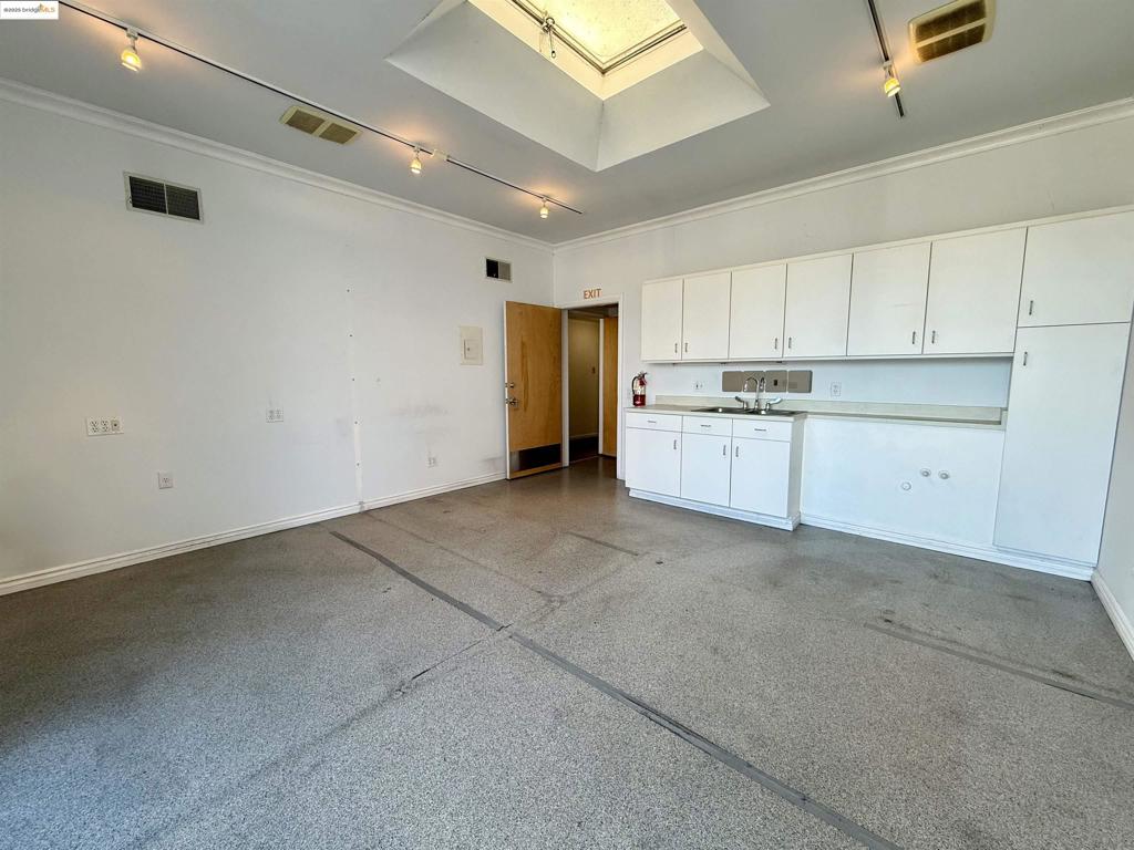 928 San Pablo Ave Property Photo 8