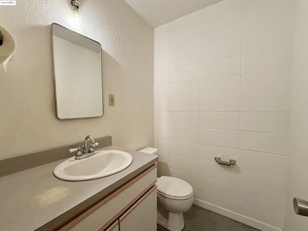 928 San Pablo Ave Property Photo 13