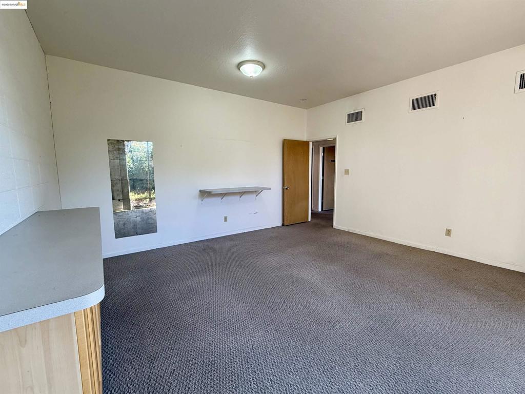 928 San Pablo Ave Property Photo 19