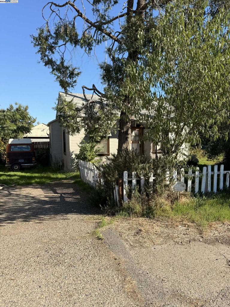 124 130/136 Yosemite Meadows Dr Property Photo 7