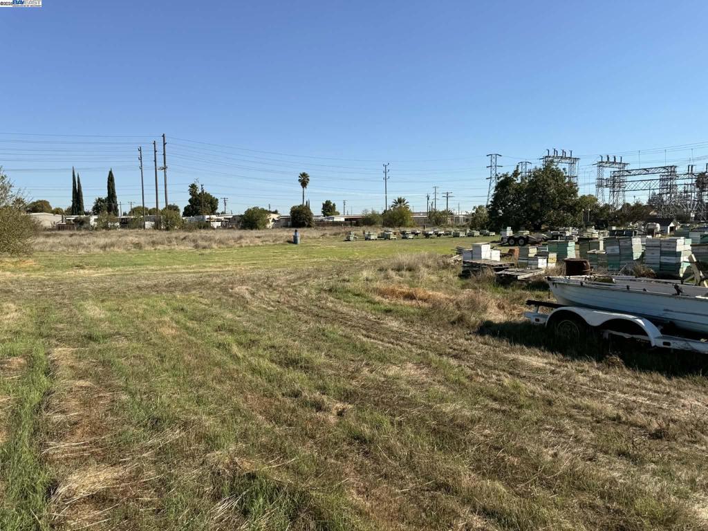 124 130/136 Yosemite Meadows Dr Property Photo 13