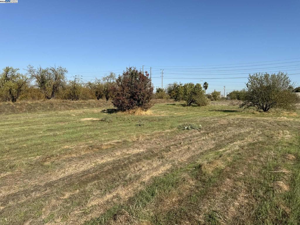 124 130/136 Yosemite Meadows Dr Property Photo 14