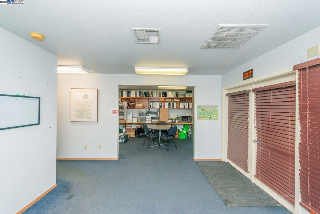 40 Glen Rd Property Photo 22