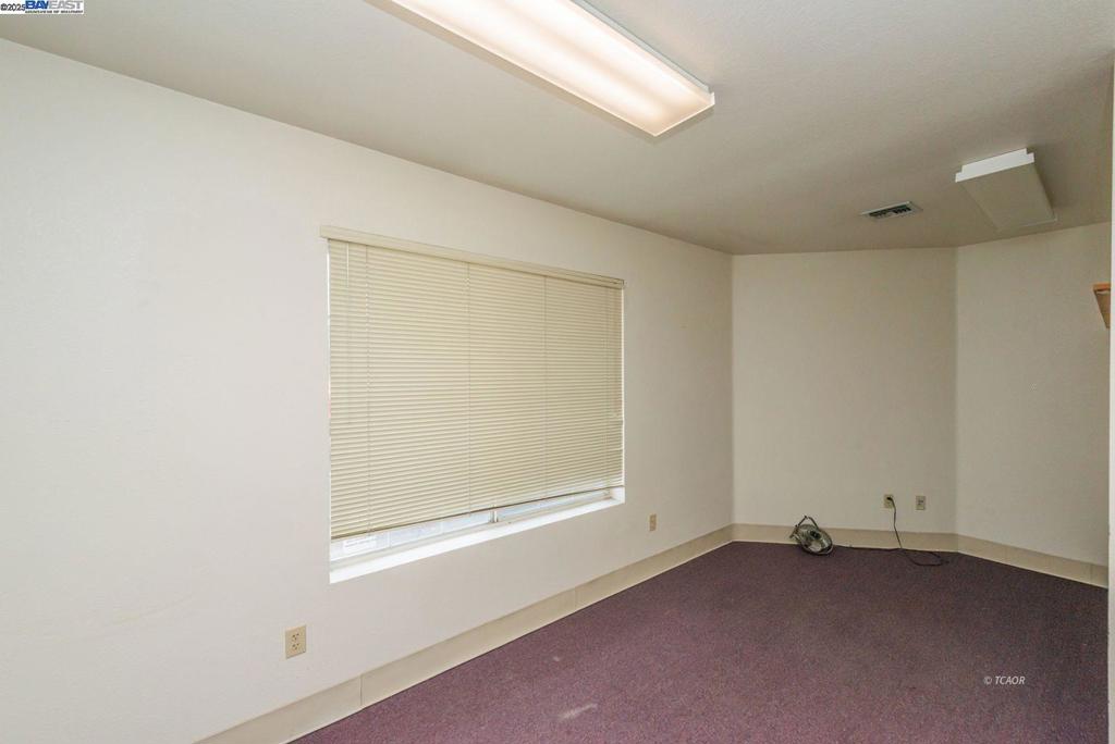 40 Glen Rd Property Photo 40