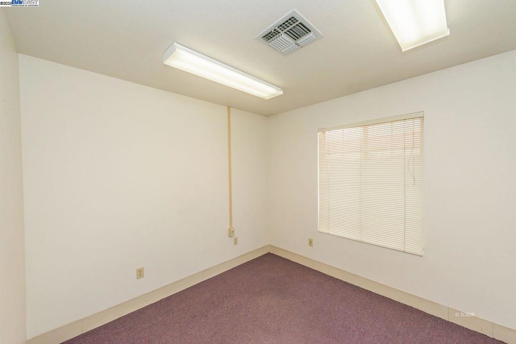 40 Glen Rd Property Photo 42
