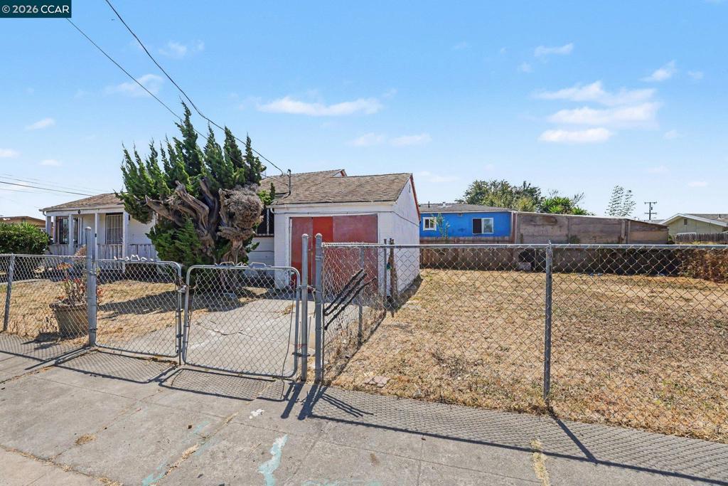 1530 Maine Ave Property Photo 15