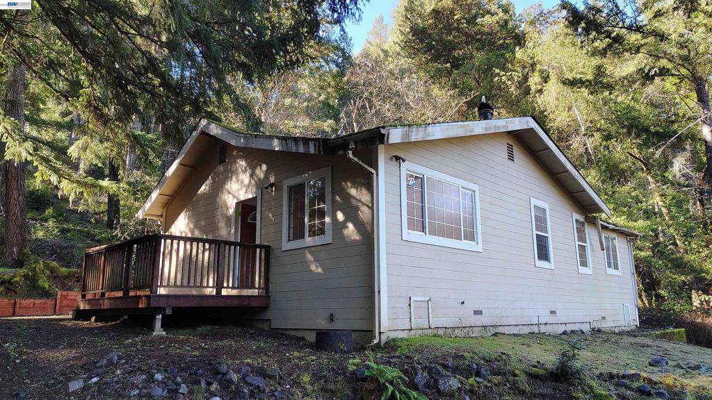 28440 Ryan Creek Road Property Photo 1
