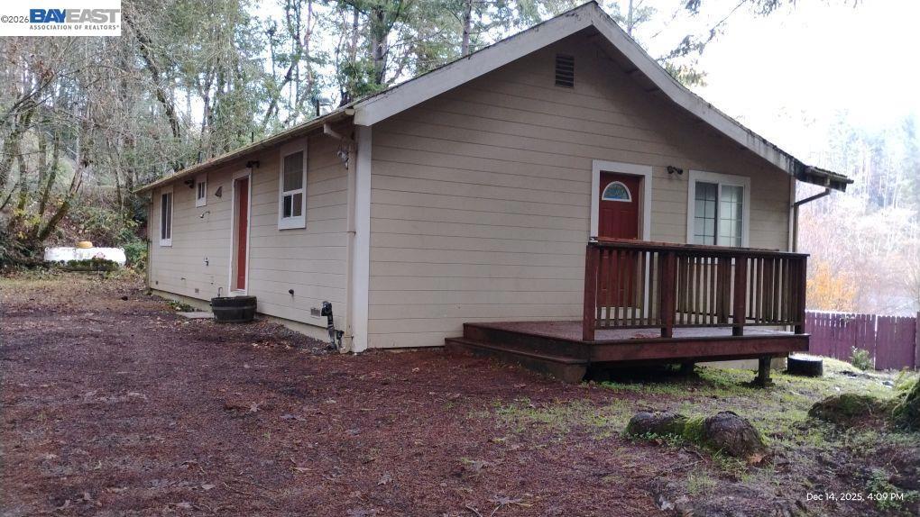 28440 Ryan Creek Road Property Photo 3