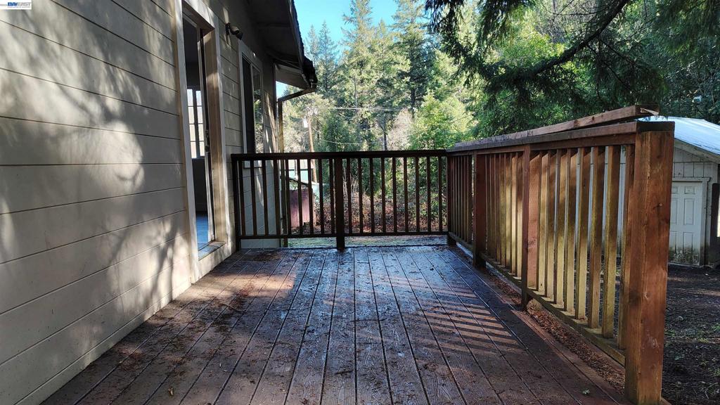 28440 Ryan Creek Road Property Photo 6