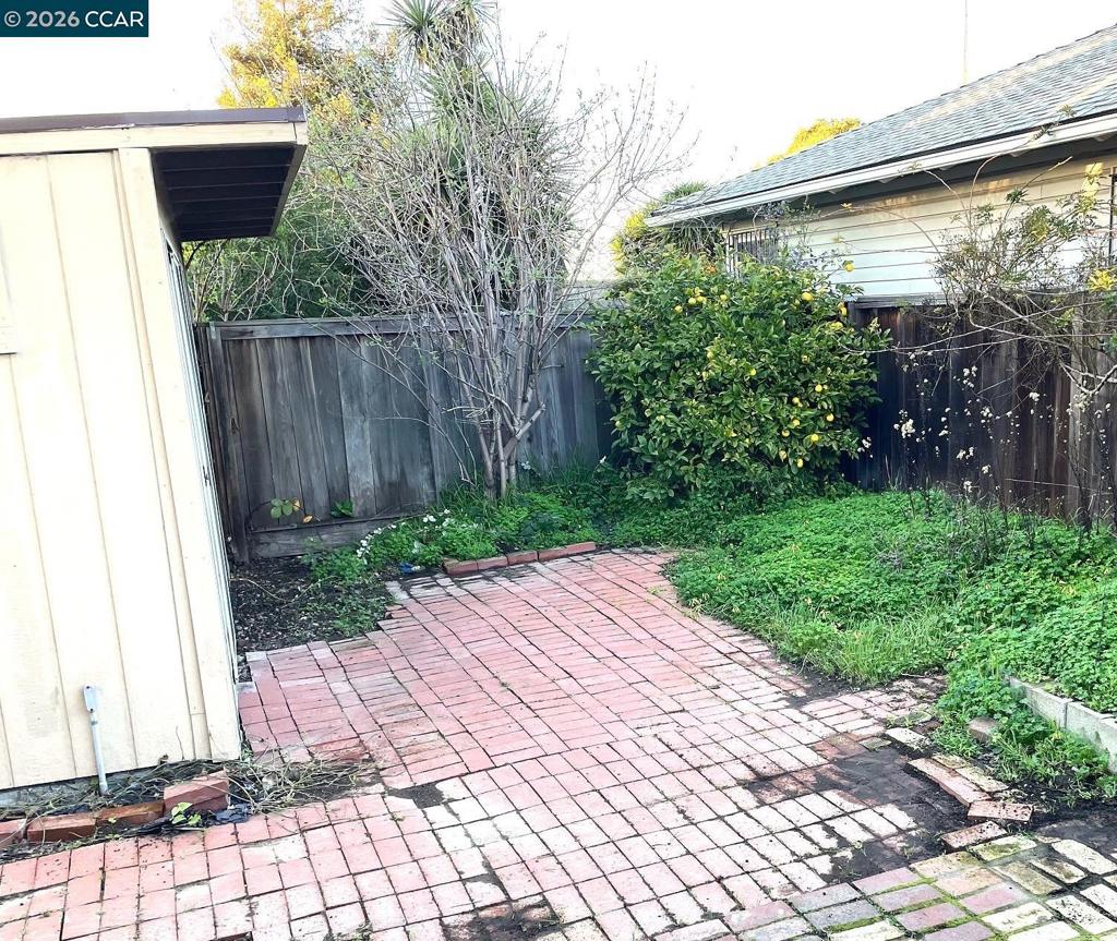 363 W Bissell Ave Property Photo 18