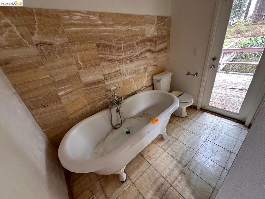 19071 W. Allan Property Photo 3