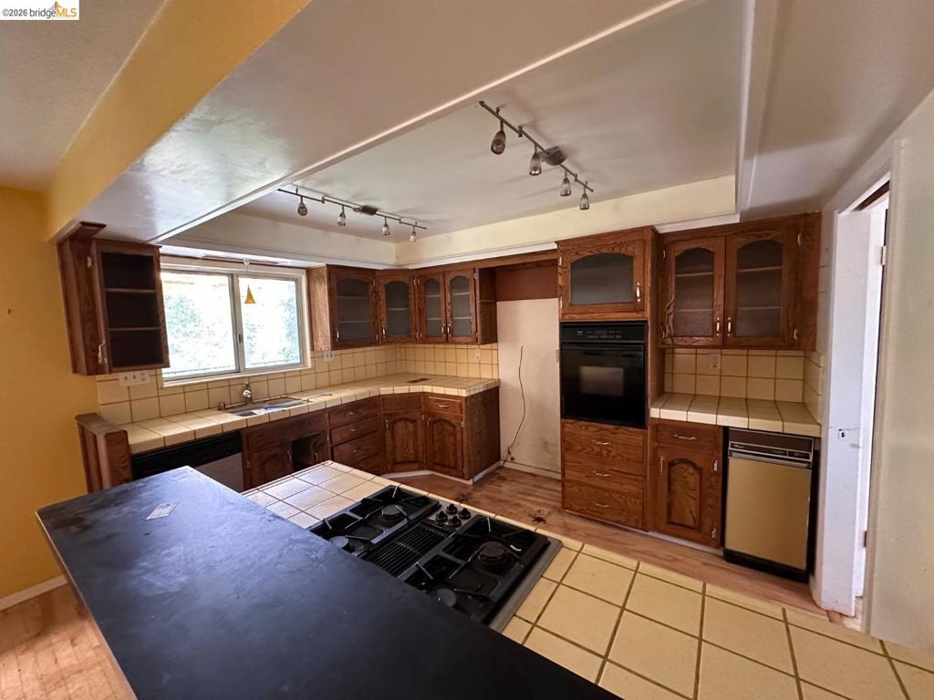 19071 W. Allan Property Photo 6