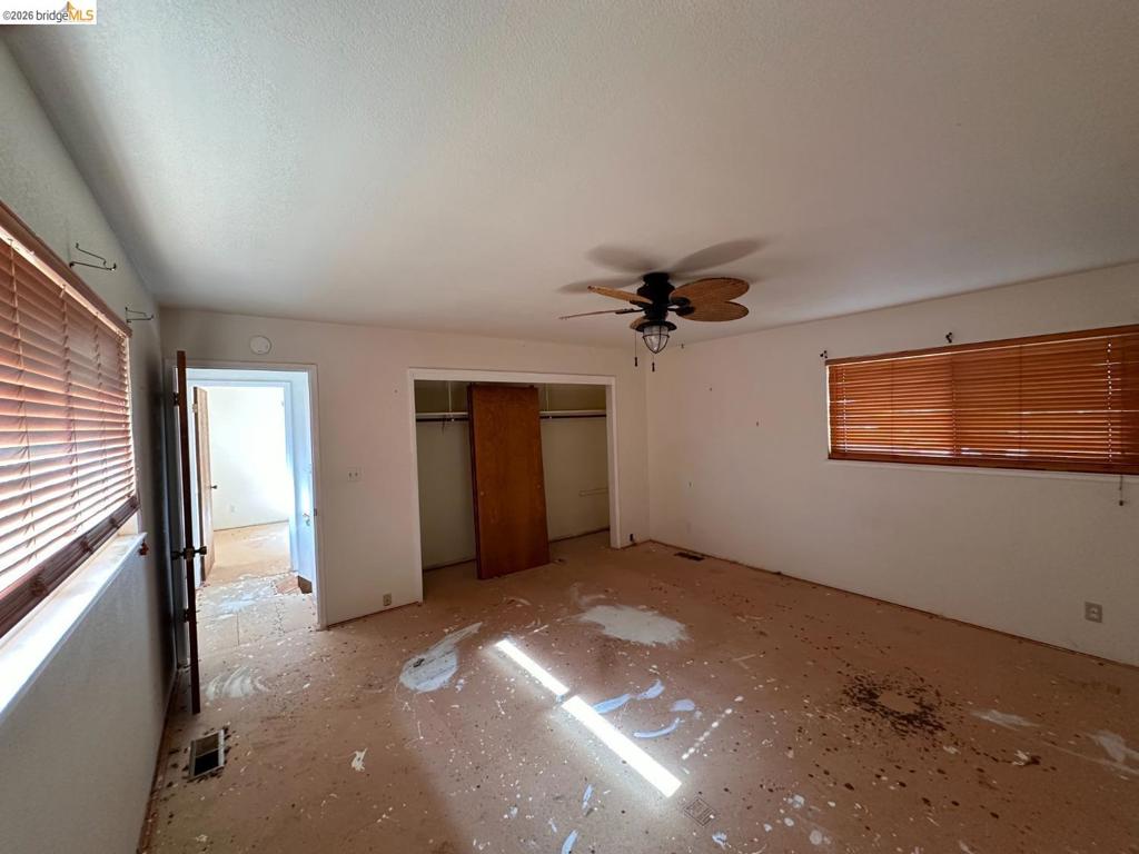 19071 W. Allan Property Photo 12