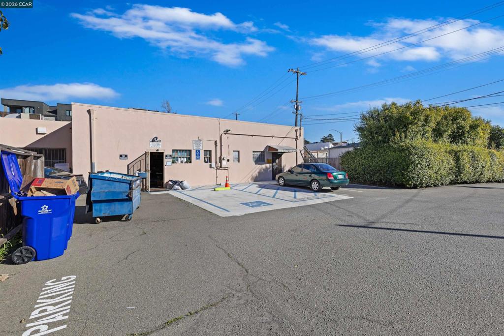 10311 San Pablo Ave Property Photo 12