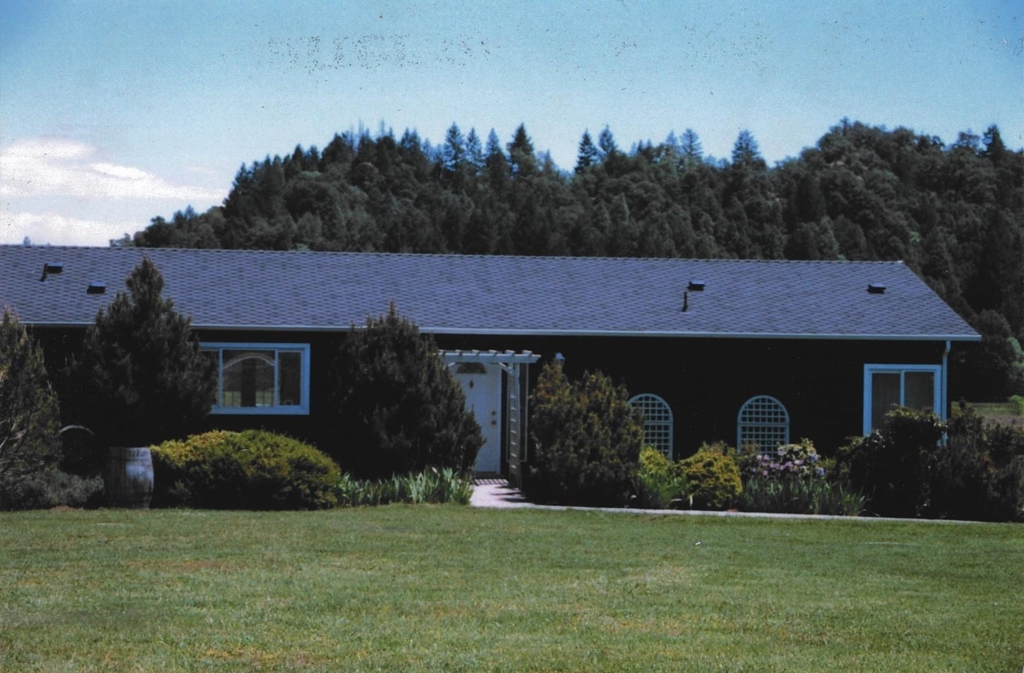 4001 Branscomb Rd Property Photo 1