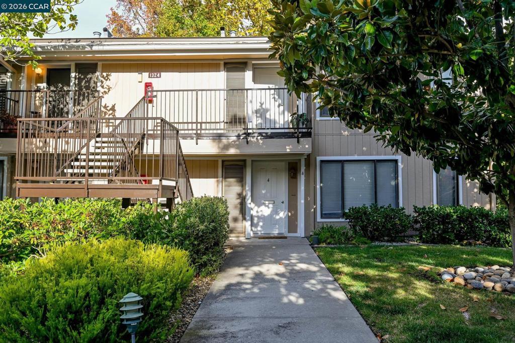 1324 Singingwood Court #3 Property Photo 2