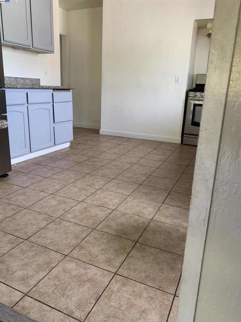 9380 Thermal St. Property Photo 4