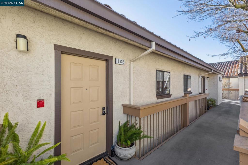 1632 S Villa Way Property Photo 6