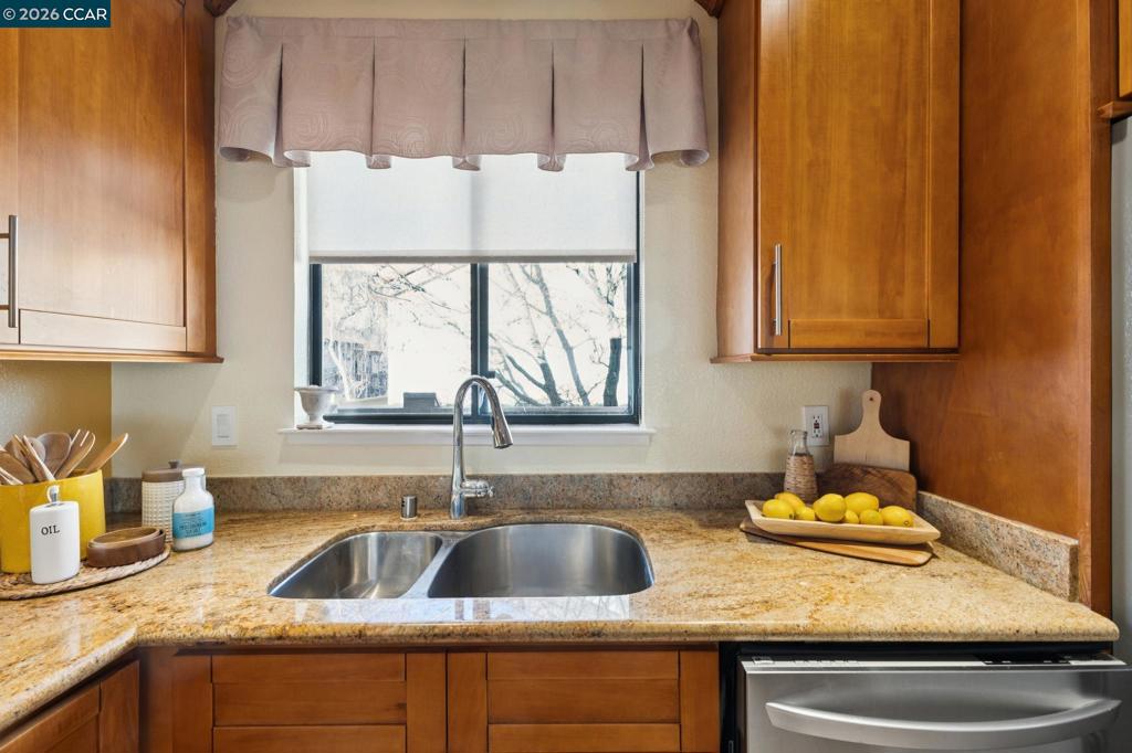 1632 S Villa Way Property Photo 10