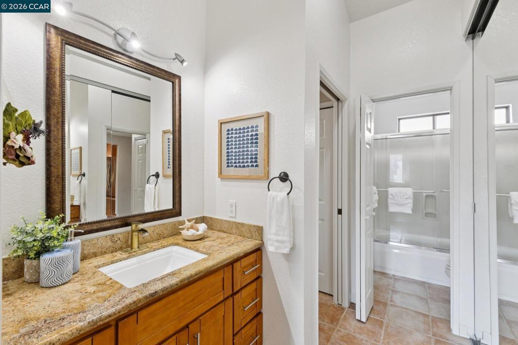 1632 S Villa Way Property Photo 27