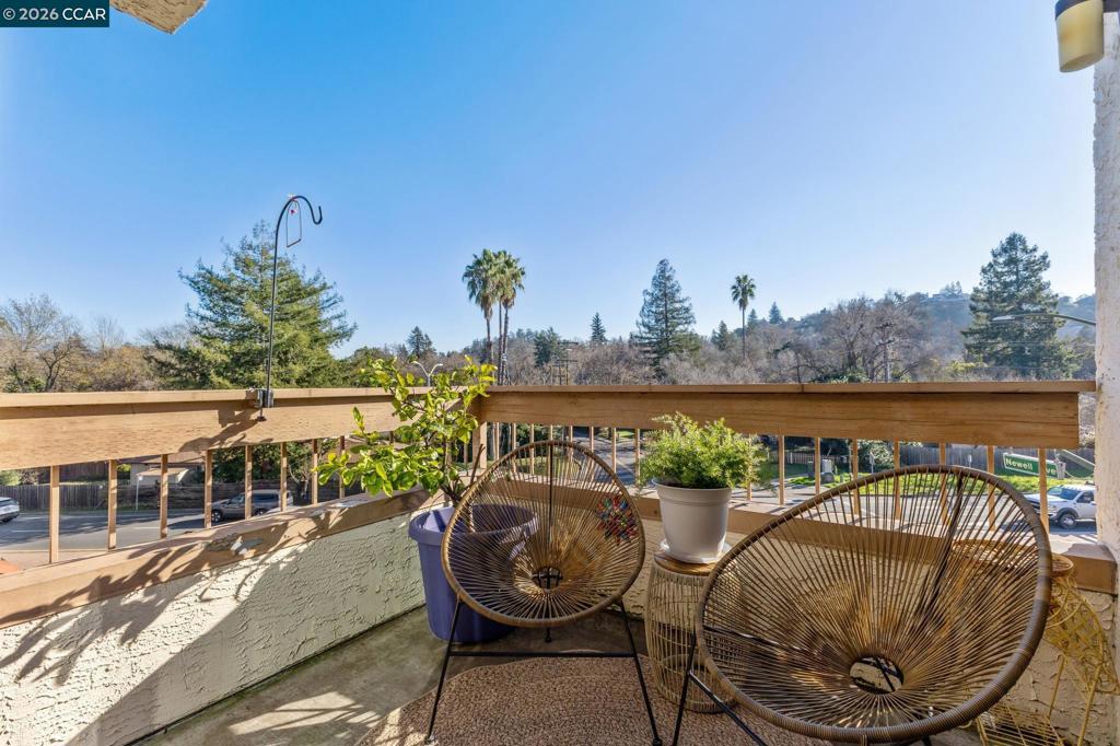 1632 S Villa Way Property Photo 32